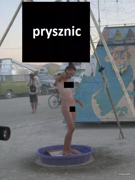 Kabina prysznicowa na Kazantipie (FOTO)