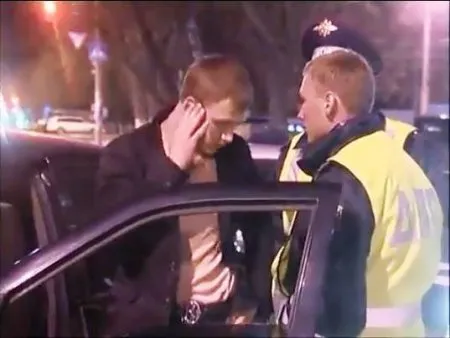 Stróże prawa śmieją się z nieadekwatności (WIDEO)